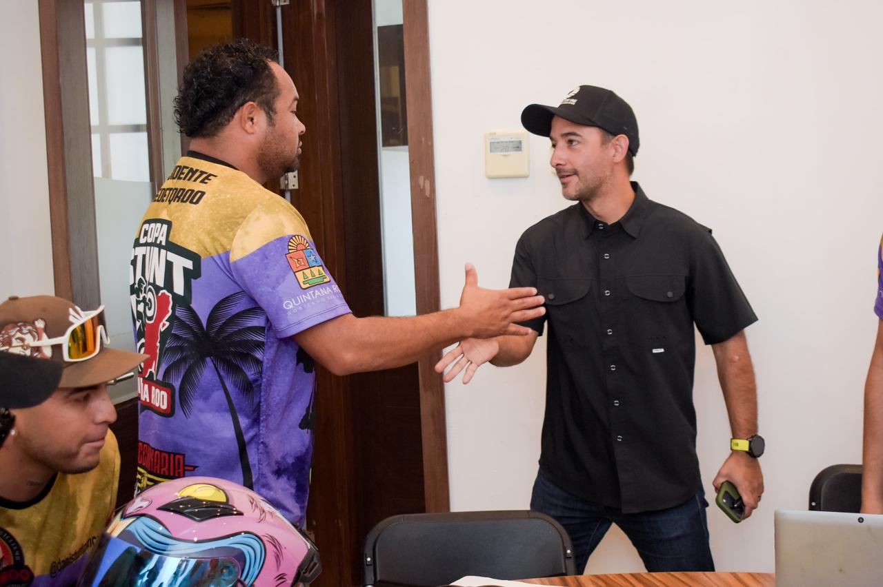 uploads/6/32/01 (2943).Jpeg